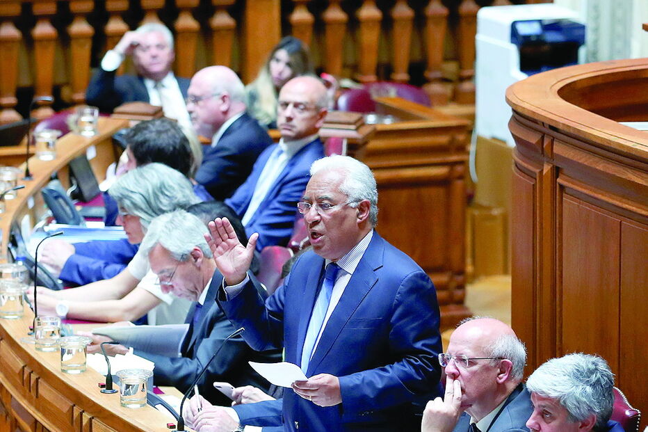 António Costa saiu beneficiado com o caso dos professores        