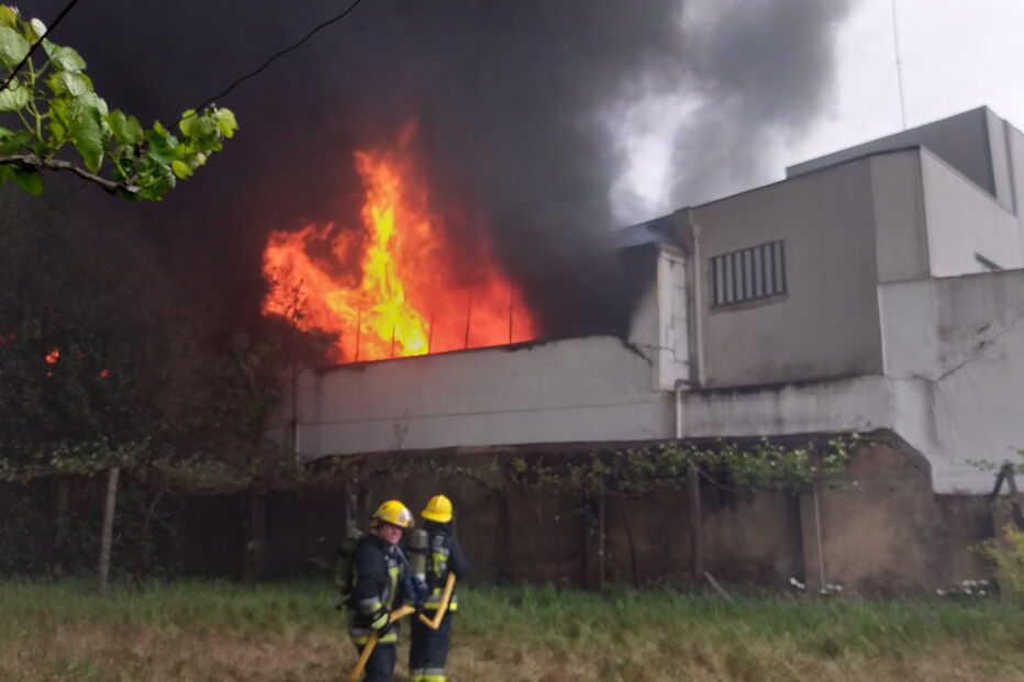 Incêndio em fábrica em Ovar