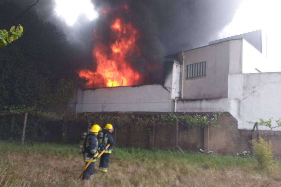 Incêndio em fábrica em Ovar