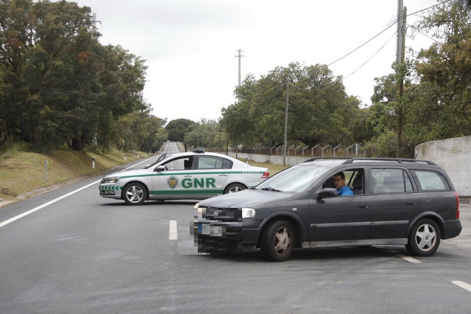 Dois mortos e três feridos graves em acidente junto à Academia do Sporting em Alcochete