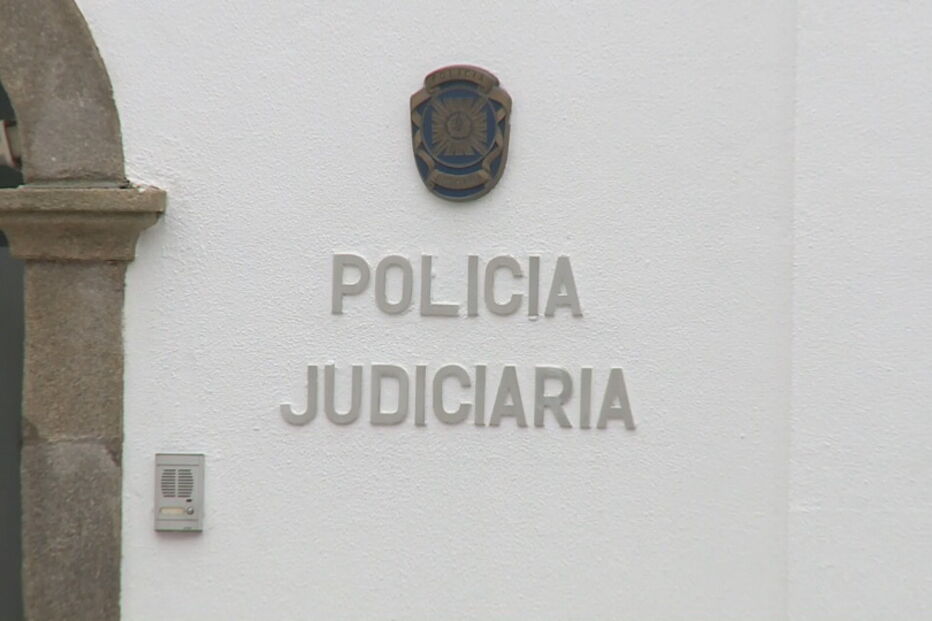 Pai de dez crianças maltrata três namoradas