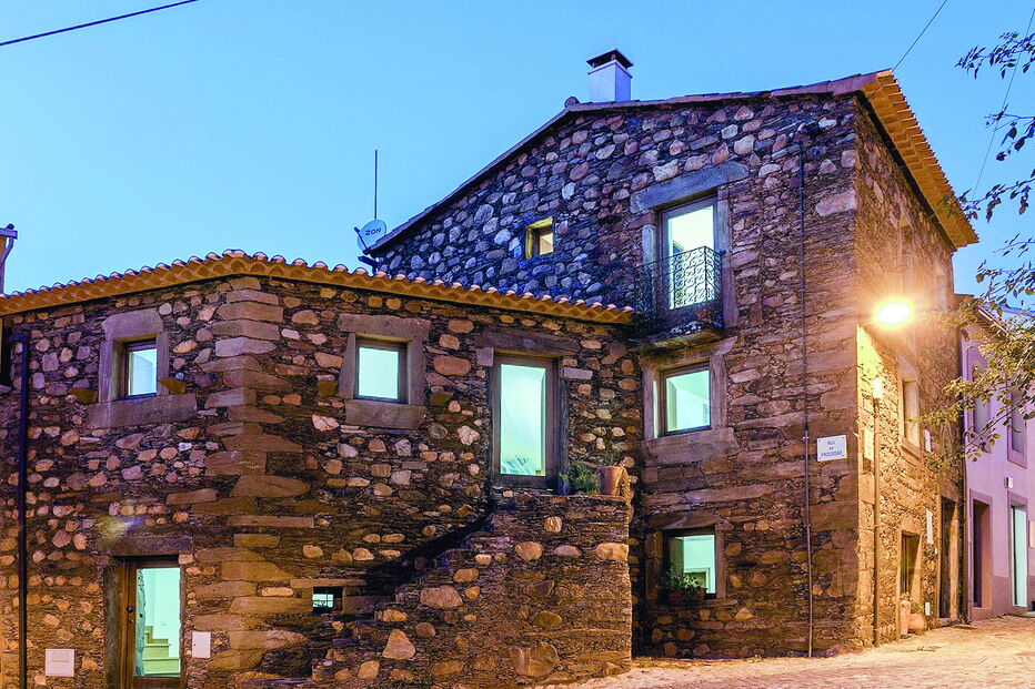 A aldeia Janeiro de Cima, no concelho do Fundão, merece uma visita atenta