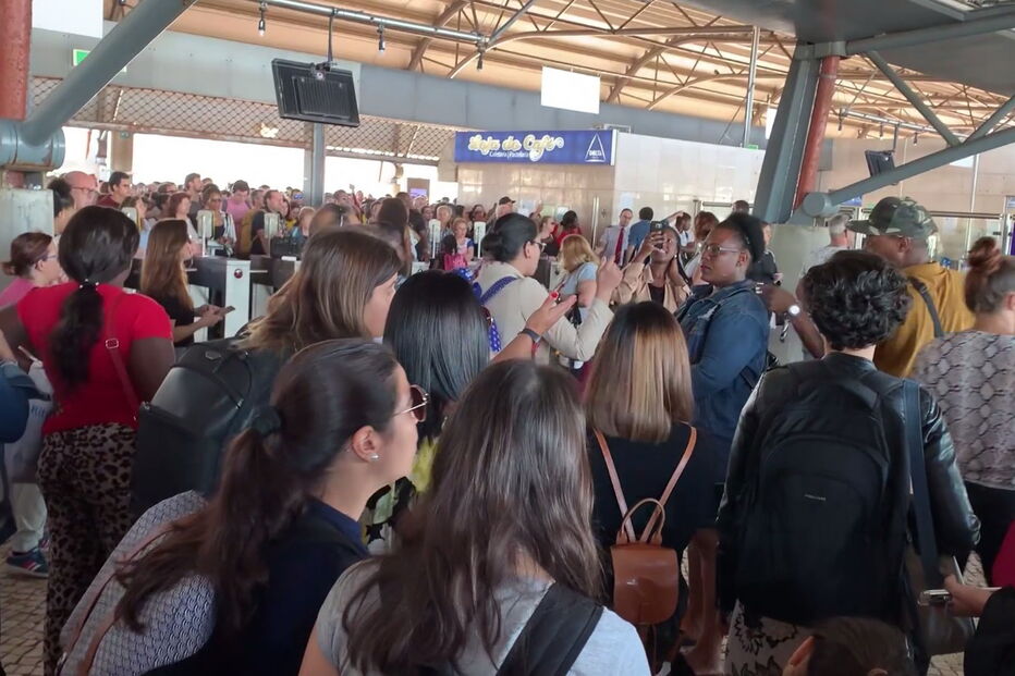 Utentes da Soflusa mostram descontentamento no Barreiro após barco ser suprimido