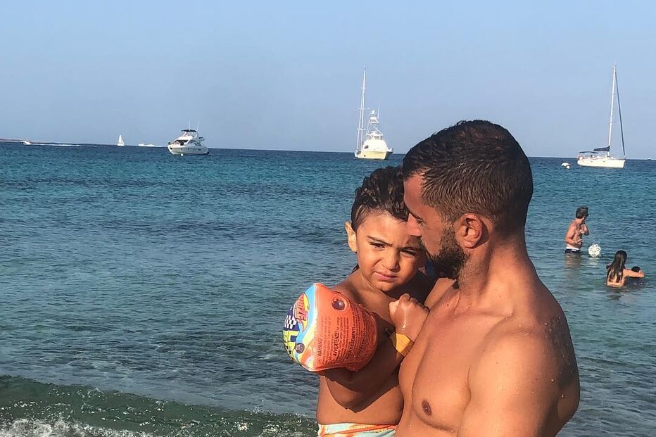 Simão Sabrosa e o filho.jpg