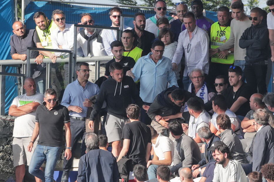 Sérgio Conceição 'pegou-se' com adepto do FC Porto no jogo dos juniores