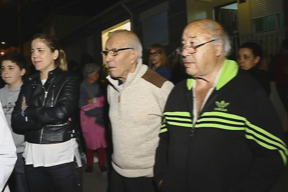 Moradores manifestam-se contra empresa de recolha de resíduos em Guimarães