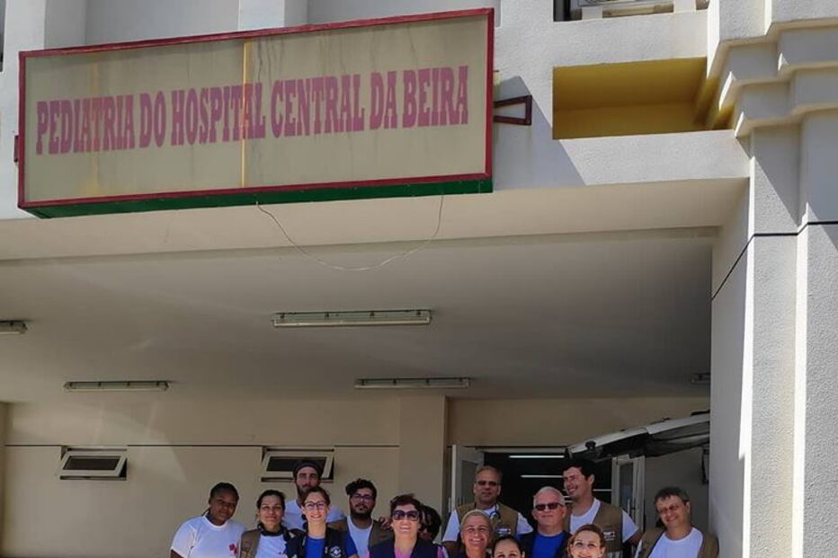 Sílvia Bentes partiu para Moçambique sem pensar duas vezes. Em casa deixou os filhos, um turismo rural e uma farmácia por gerir