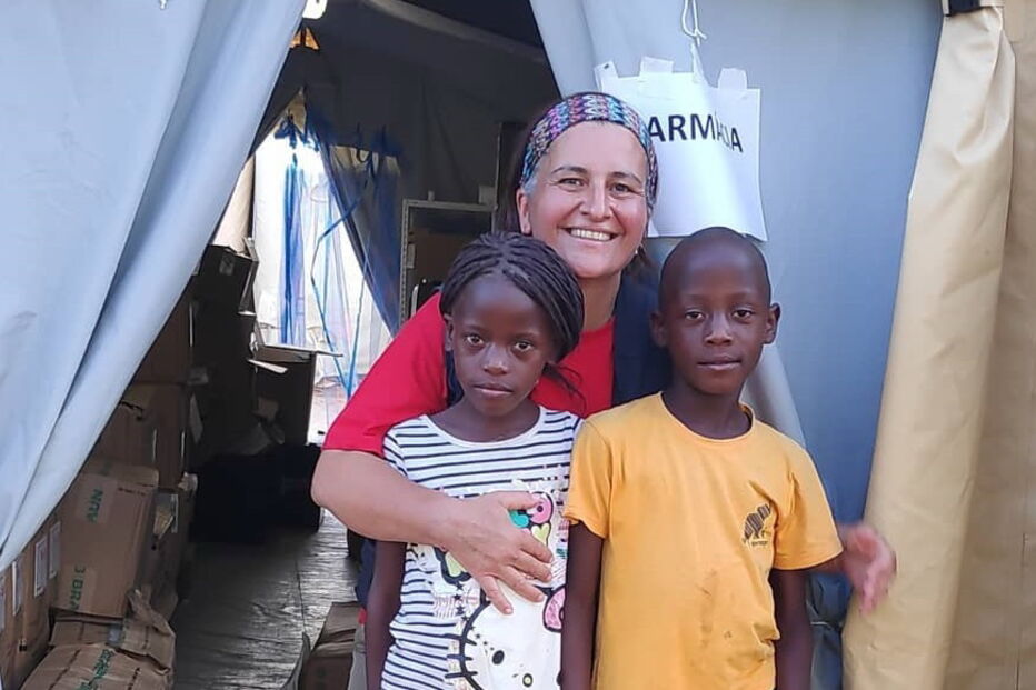 Sílvia Bentes partiu para Moçambique sem pensar duas vezes. Em casa deixou os filhos, um turismo rural e uma farmácia por gerir