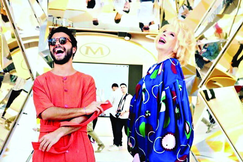 Lili Caneças partilhou esta foto nas redes sociais, em que surge muito bem-disposta ao lado de Rui Pêgo. O radialista é um dos concorrentes do programa ‘A Tua Cara Não Me É Estranha’ 