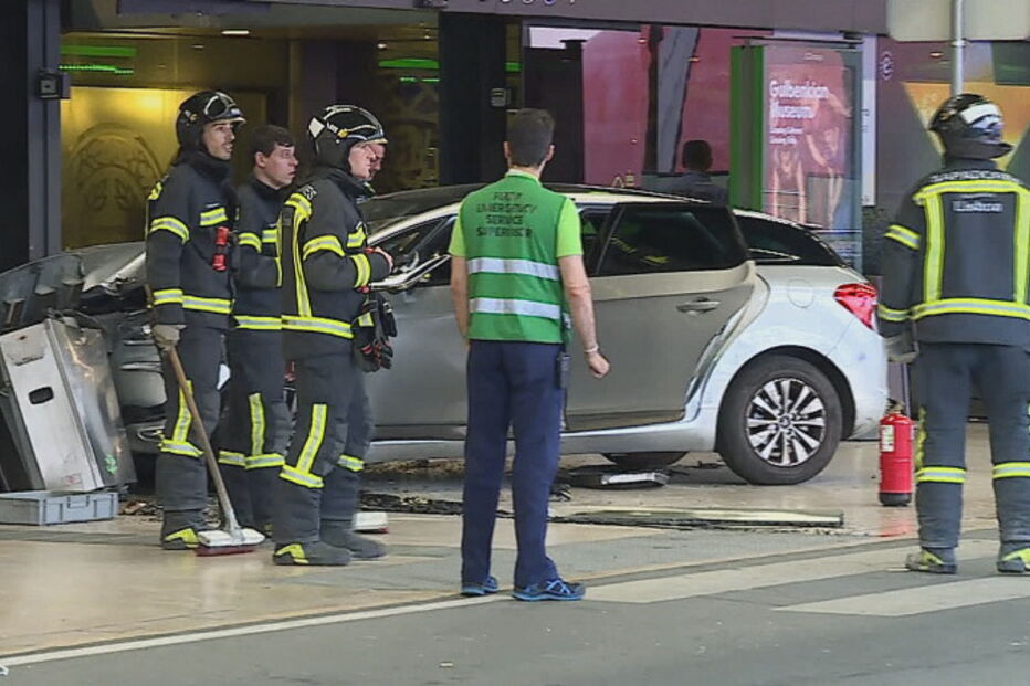 Carro desgovernado atropela no aeroporto de Lisboa