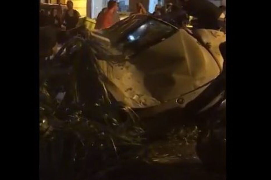Carro BMW despista-se a 185 km/h em Valência e condutor brasileiro morre