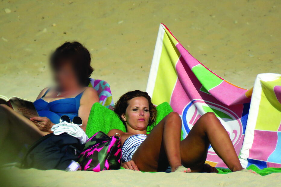 Cristina Ferreira durante umas férias de verão com a mãe, Filomena