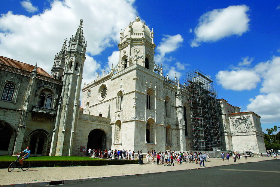 O Mosteiro dos Jerónimos é palco de um concerto do Grupo Oficina da Música Nova Antena 
