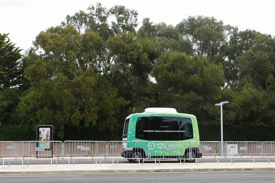 Transporte sem condutor faz percurso em Cascais