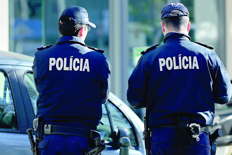 Patrulha da PSP agredida em Setúbal procurava provas sobre o furto de uma moto. Um polícia sofreu fratura da mão 