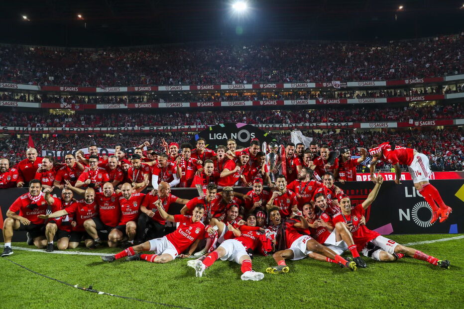 Benfica festeja conquista da taça no Estádio da Luz