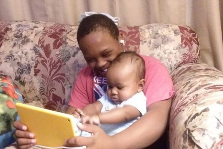 JJ protege o irmão de dez meses 