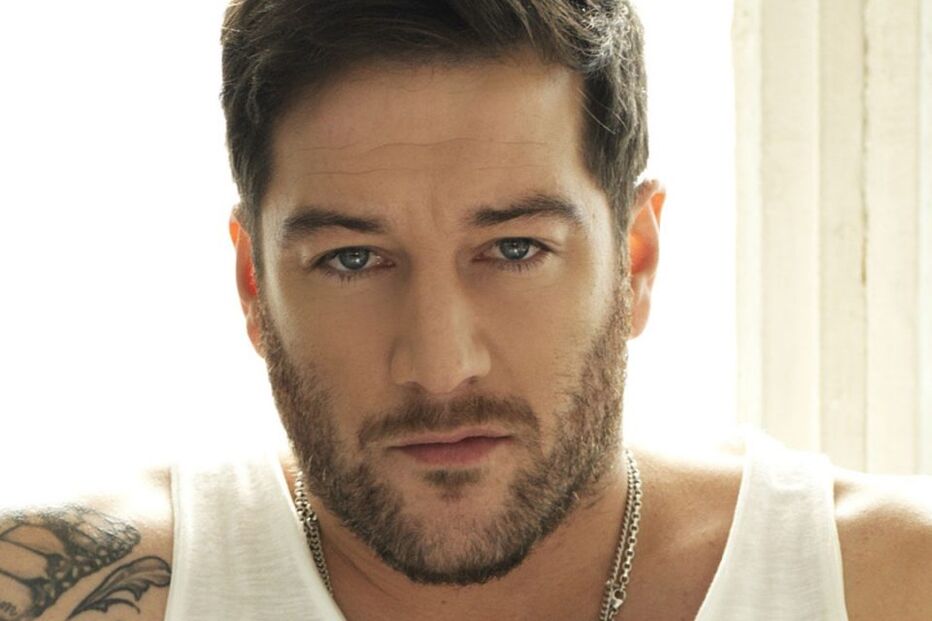 Matt Cardle.jpg
