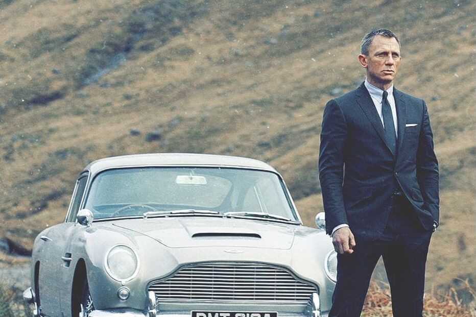 Daniel Craig