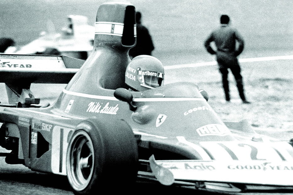 Na Ferrari conquistou dois títulos mundiais. No seu tempo, Niki Lauda era um ídolo e um dos desportis-tas mais famosos do mundo.