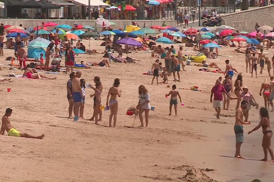 Verão em Portugal vai ter longas vagas de calor com temperaturas a atingir os 43º
