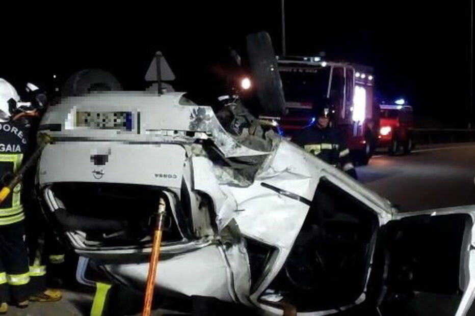 Despiste na A29 em Vila Nova de Gaia faz um ferido encarcerado