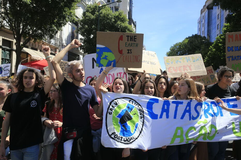 Estudantes portugueses em greve pelo Clima