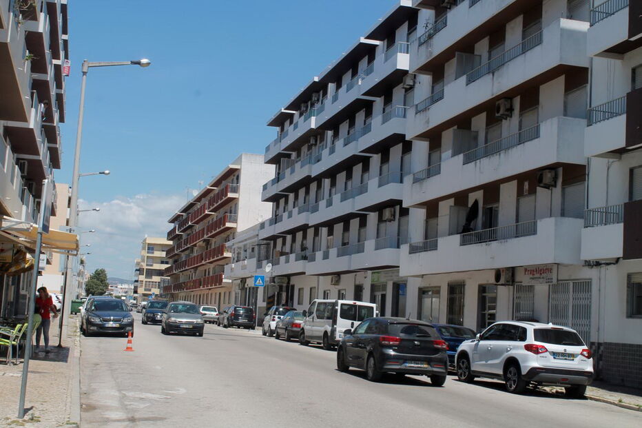 Homem morre após queda de 3º andar em Olhão