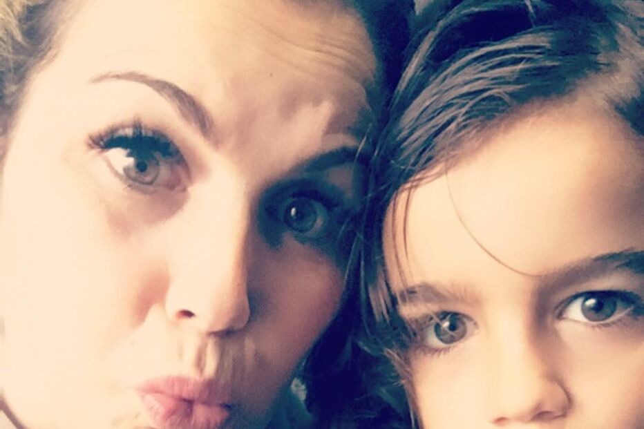 Katia Aveiro com os filhos