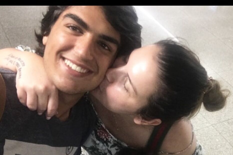 Katia Aveiro com os filhos