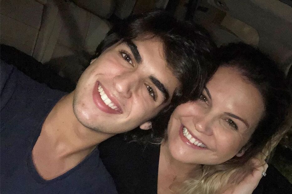 Katia Aveiro com o filho Rodrigo