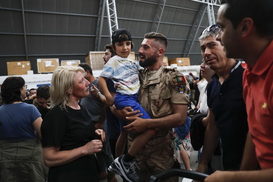 Militares portugueses regressam a casa depois de seis meses no Afeganistão