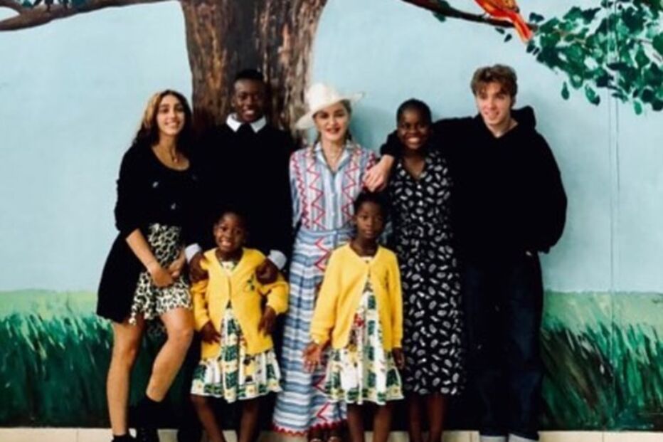 A cantora partilha momento em família.png