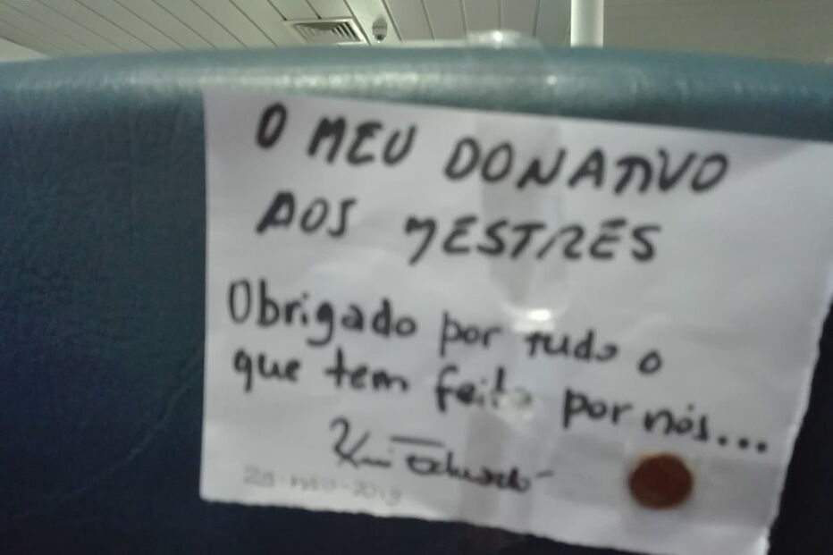 Utentes da Soflusa descontentes com a greve deixam donativos aos Mestres