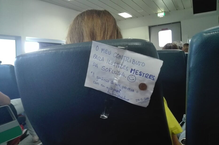 Utentes da Soflusa descontentes com a greve deixam donativos aos Mestres