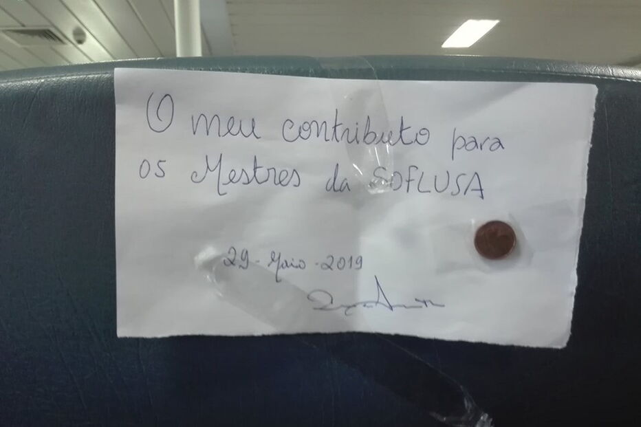 Utentes da Soflusa descontentes com a greve deixam donativos aos Mestres