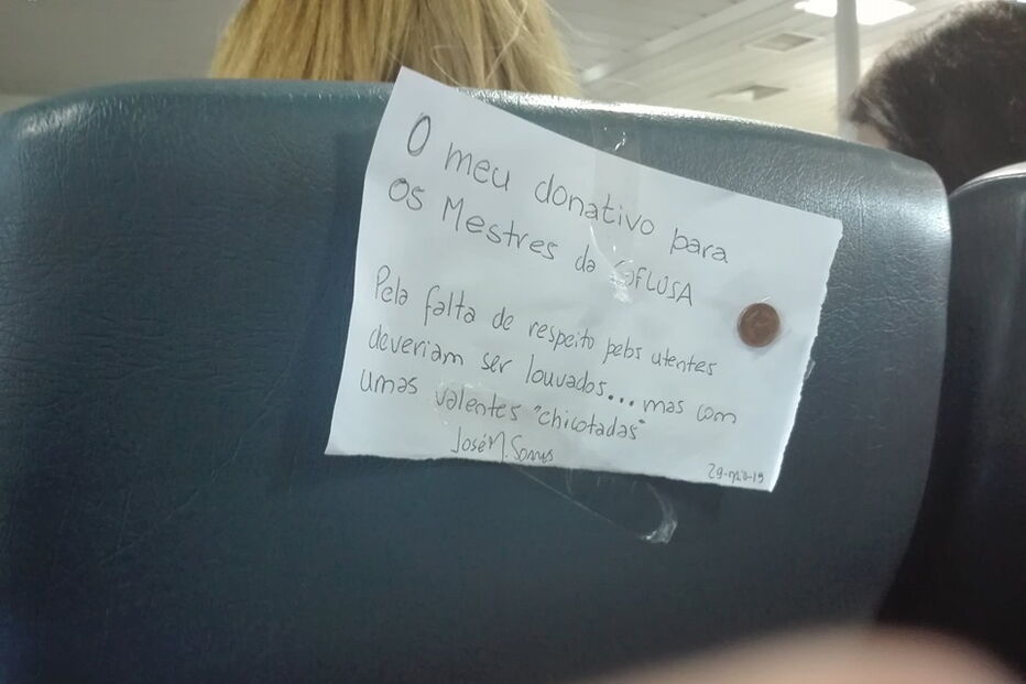 Utentes da Soflusa descontentes com a greve deixam donativos aos Mestres