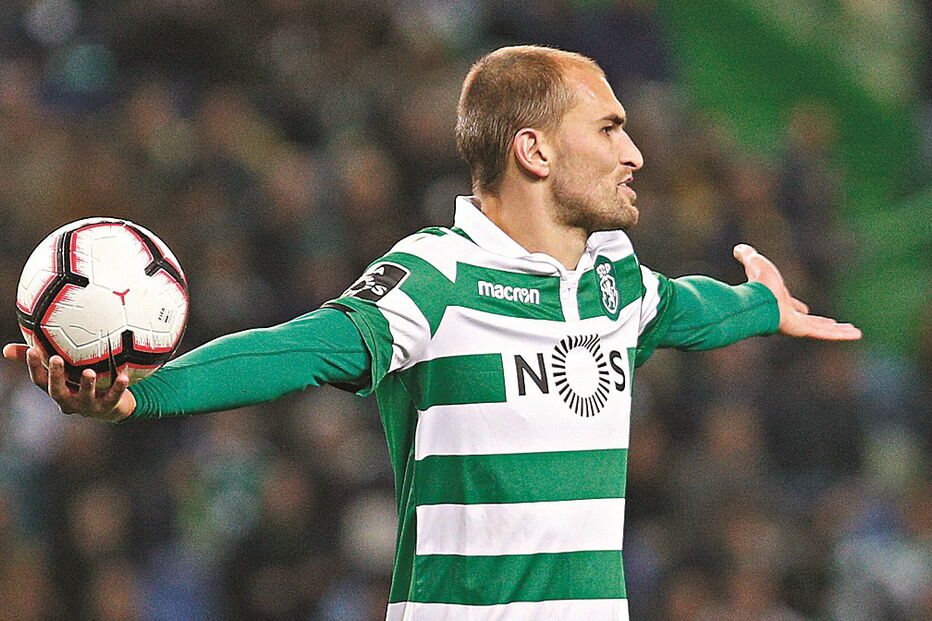 Bas Dost, de 29 anos, tem contrato com o Sporting até ao final da temporada 2020/21