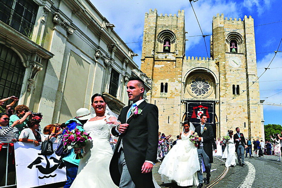 Noivos de Santo António