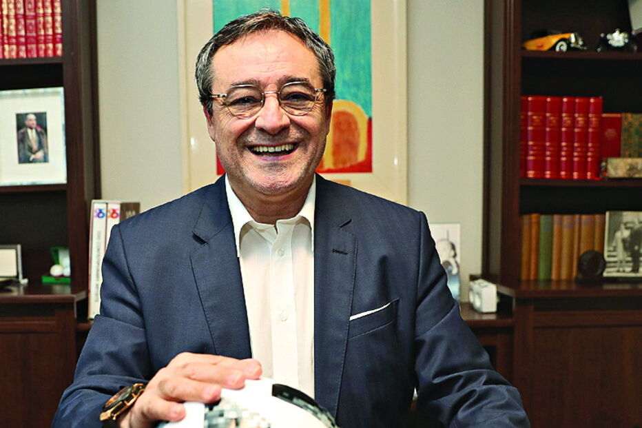 António Oliveira tentou adquirir teatro