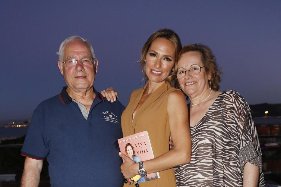 Fernanda Serrano com os pais, Jaime e Ercília 