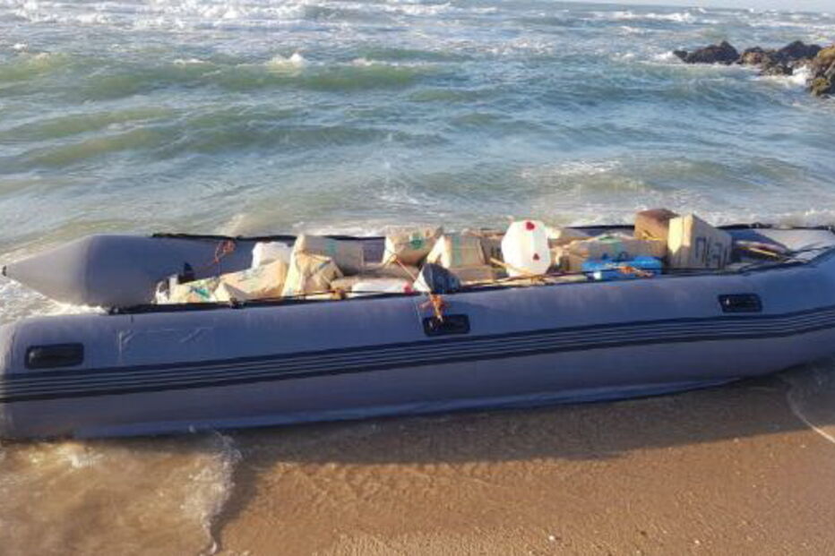 Duas toneladas de haxixe abandonadas na ilha do Farol em Faro