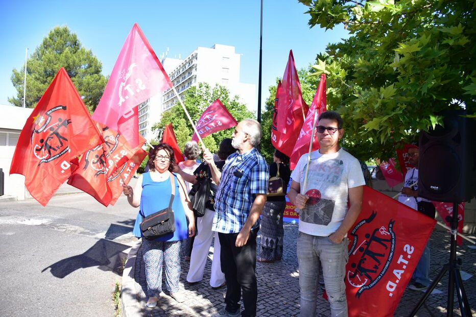 Funcionários da limpeza do Hospital de Santarém voltam à greve
