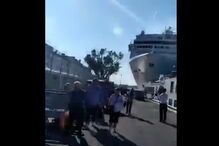 Navio de Cruzeiro da MSC descontrolado derruba embarcação e vai contra cais de Veneza