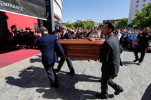 Multidão despede-se pela última vez de José Antonio Reyes