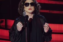 Leandro imita Amália em 'A Tua Cara Não Me é Estranha'