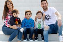 Messi com Antonella e os filhos