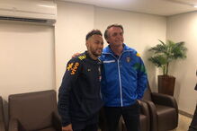 Jair Bolsonaro foi ao hospital visitar Neymar