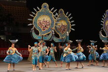 Desfile da marcha de Alfama