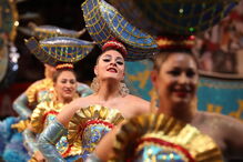 Desfile da marcha de Alfama